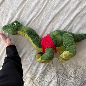 Dinosaur plushie London Natural History Museum